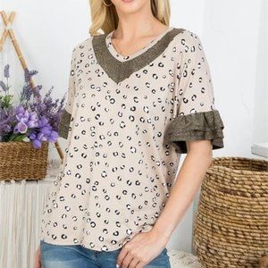 Ruffle Sleeve Leopard Short Sleeve Top
